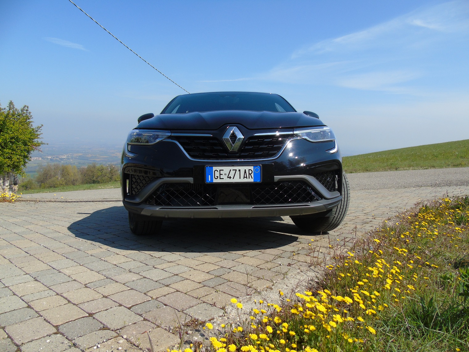 frontale-nuova-Renault-Arkana