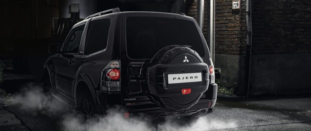 Mitsubishi Pajero One/Hundred_Retro