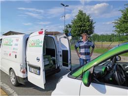 Il Ducato di Sov help aiuta un'auto in panne