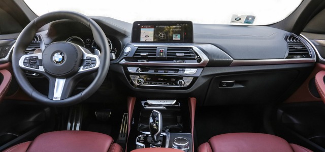 Interni nuova BMW X4
