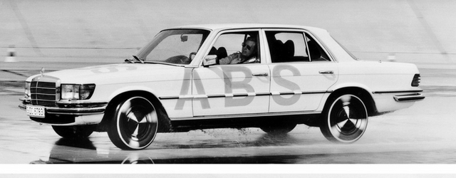 Mercedes Classe S. il test Abs, 1978