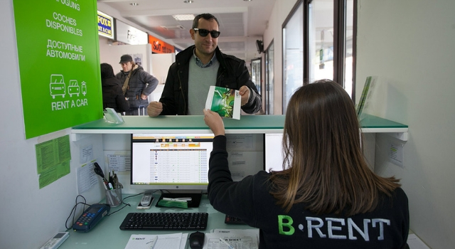 B-Rent lancia il noleggio notturno B-Night negli aeroporti | Fleet Magazine