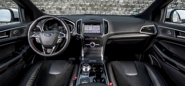 interni nuova Ford Edge 2019
