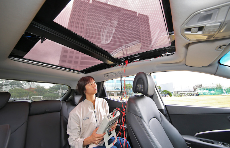 Hyundai, tetto solare in arrivo: si parte delle auto ibride
