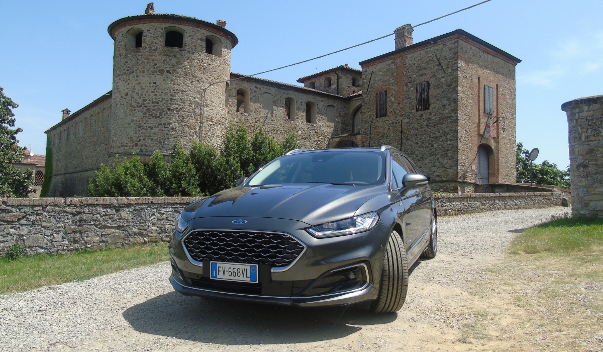 7 giorni con nuova Ford Mondeo Wagon Hybrid: il Test Drive dell’ammiraglia ibrida