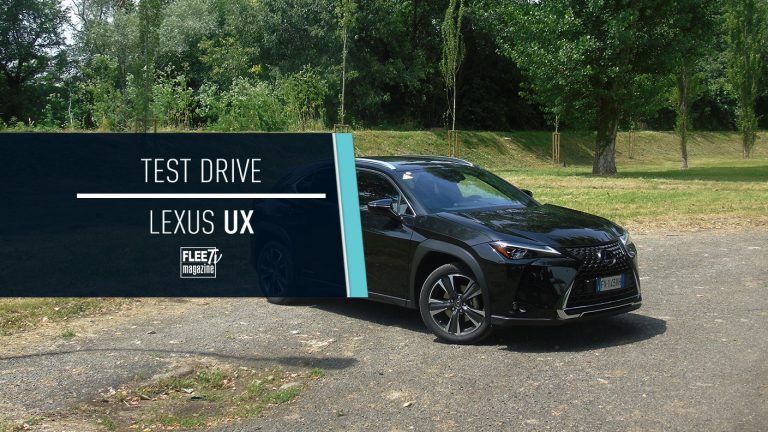 Il test drive della Lexus UX