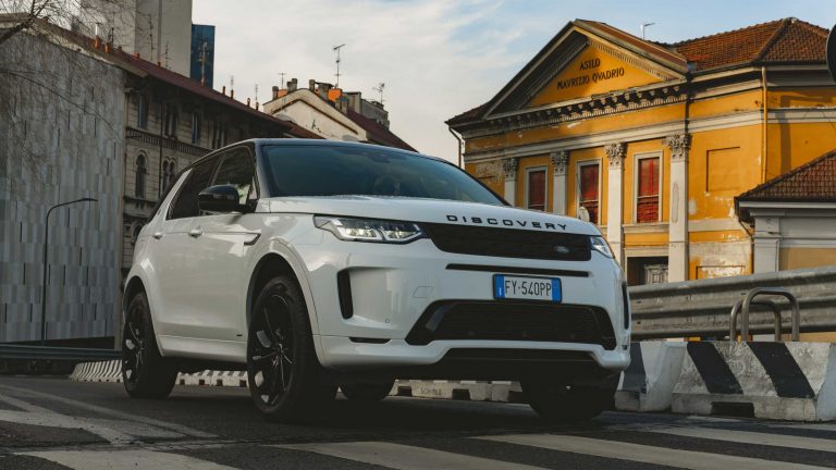 nuova Land Rover Discovery Sport