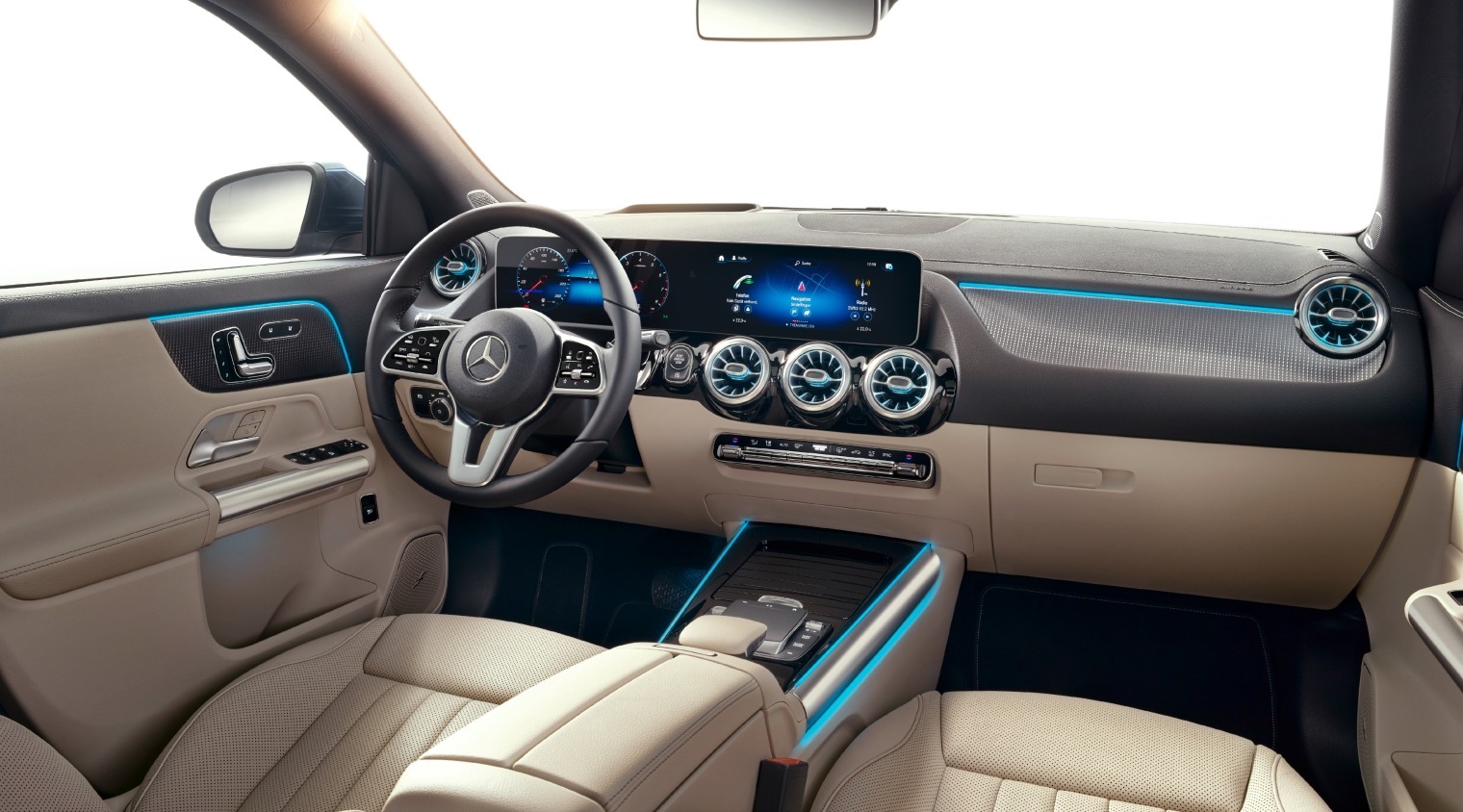 Interni nuova Mercedes GLA