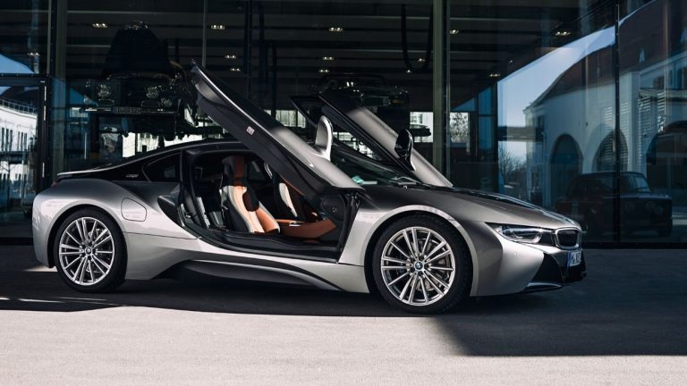 BMW i8 fuori produzione 2020