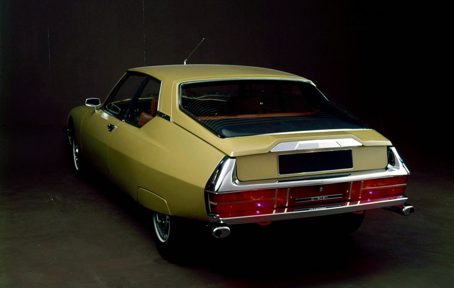 Motore della Citroen SM