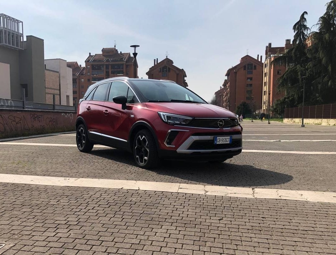 Test drive nuova Opel Crossland: compatta e…termica