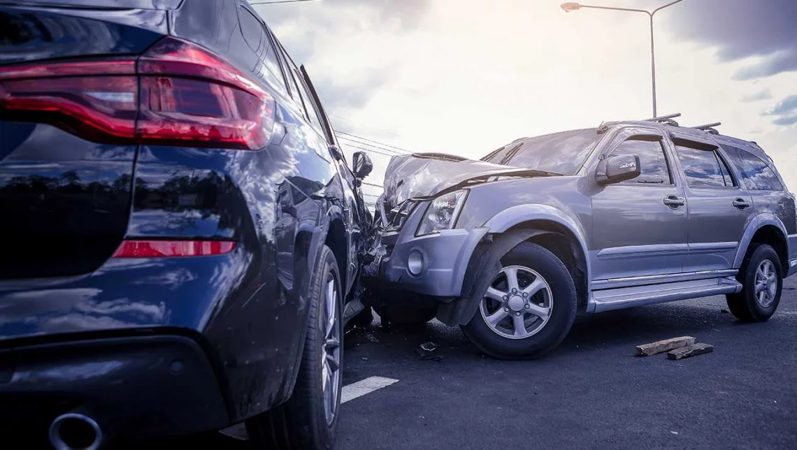 cosa-fare-in-caso-di-incidente-con-auto-a-noleggio