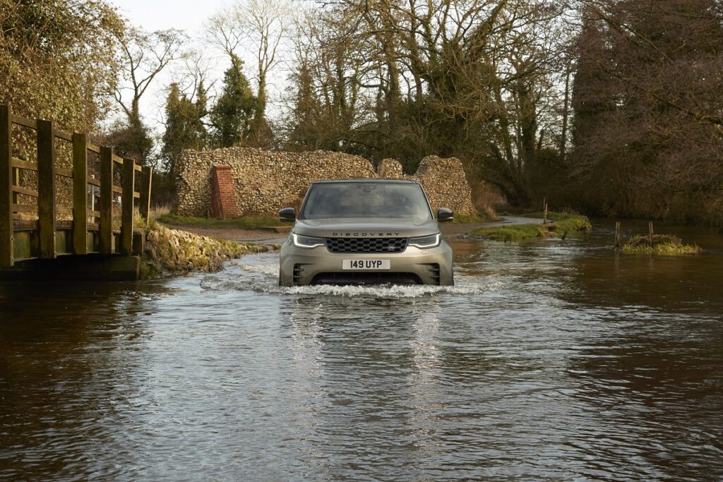 nuova Land Rover Discovery Terrain Response