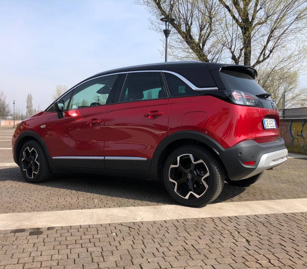 nuova Opel Crossland prova su strada