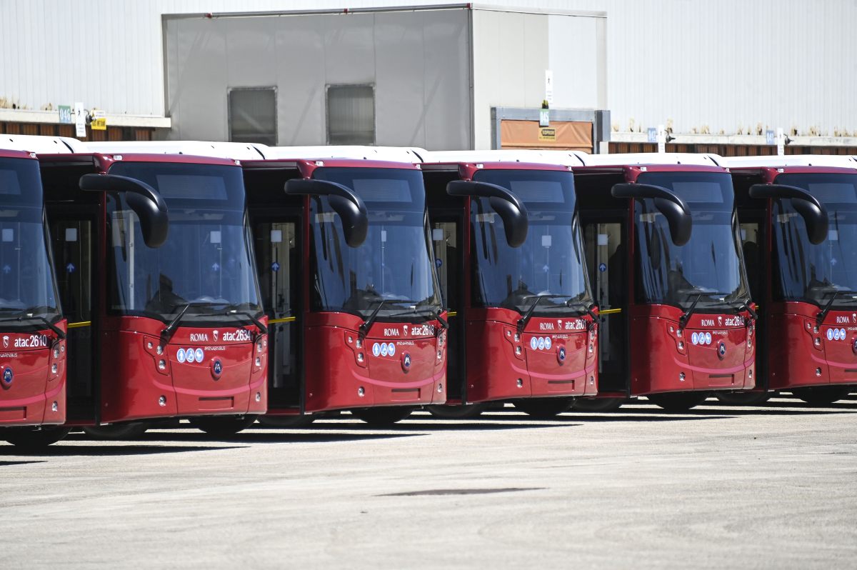 Industria Italiana Autobus