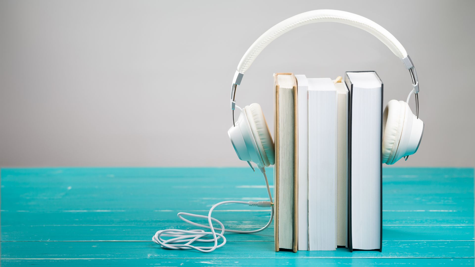 4 piattaforme (+2) per ascoltare gli audiolibri, anche durante i viaggi in auto