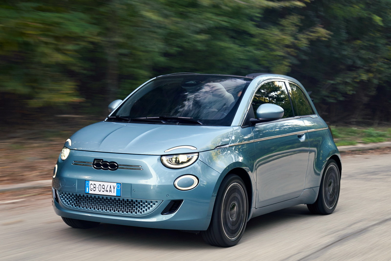 Fiat Nuova 500 eletta Auto Europa 2020