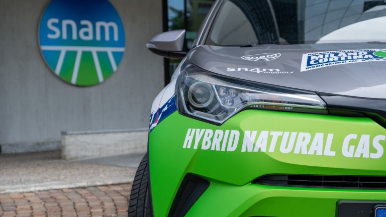 Toyota e Snam uniscono le forze per sviluppare la mobilità a idrogeno