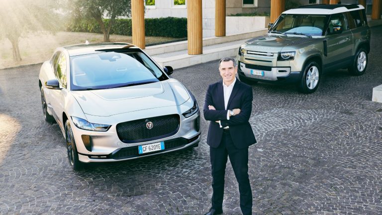 Jaguar Land Rover, una nuova squadra al vertice con Santucci