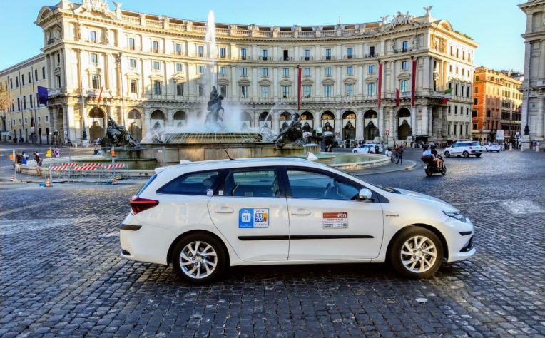 SIXT_ride_collaboration_with_itTaxi_Italy_1