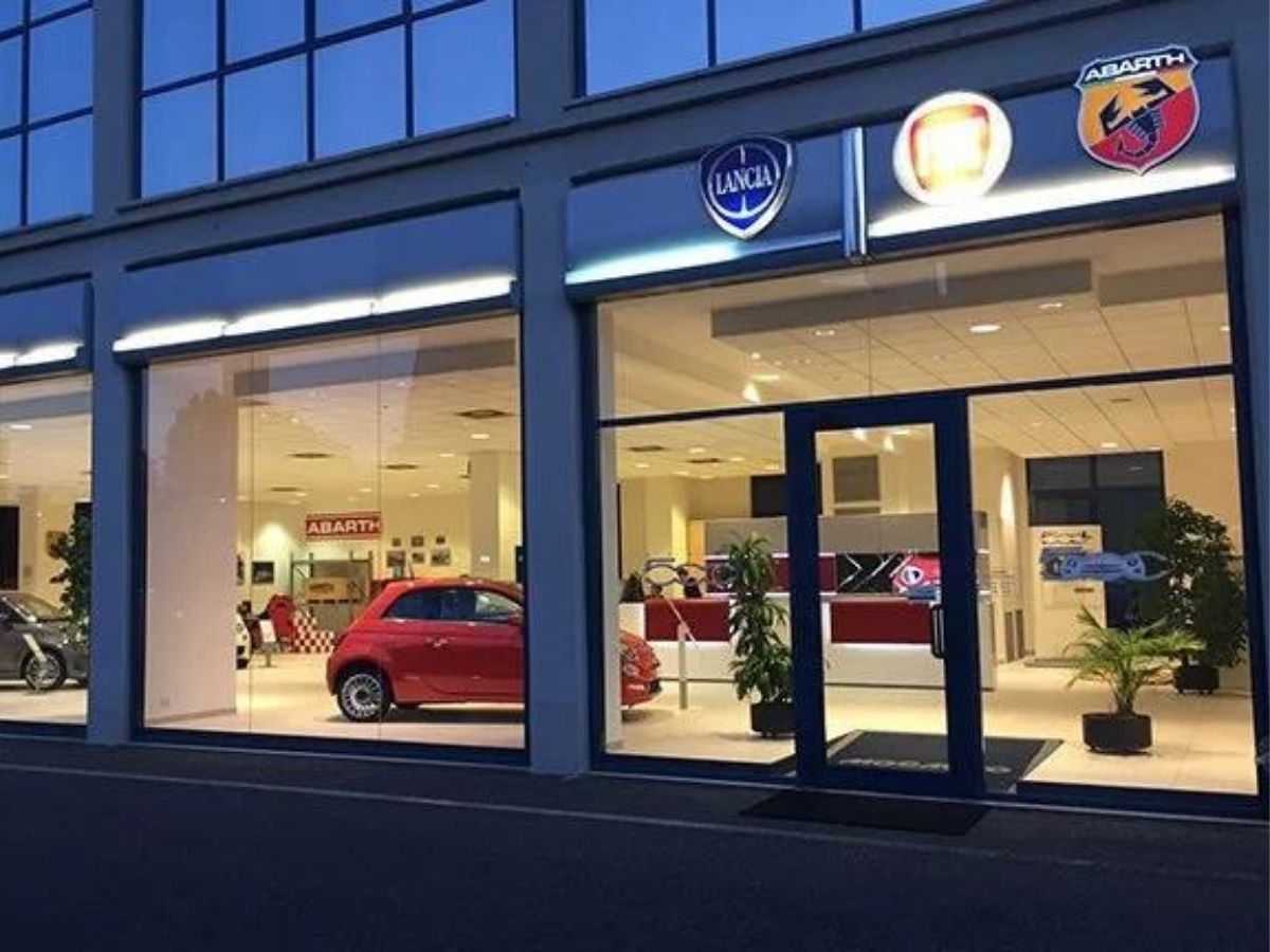 mocautogroup-intergea-showroom