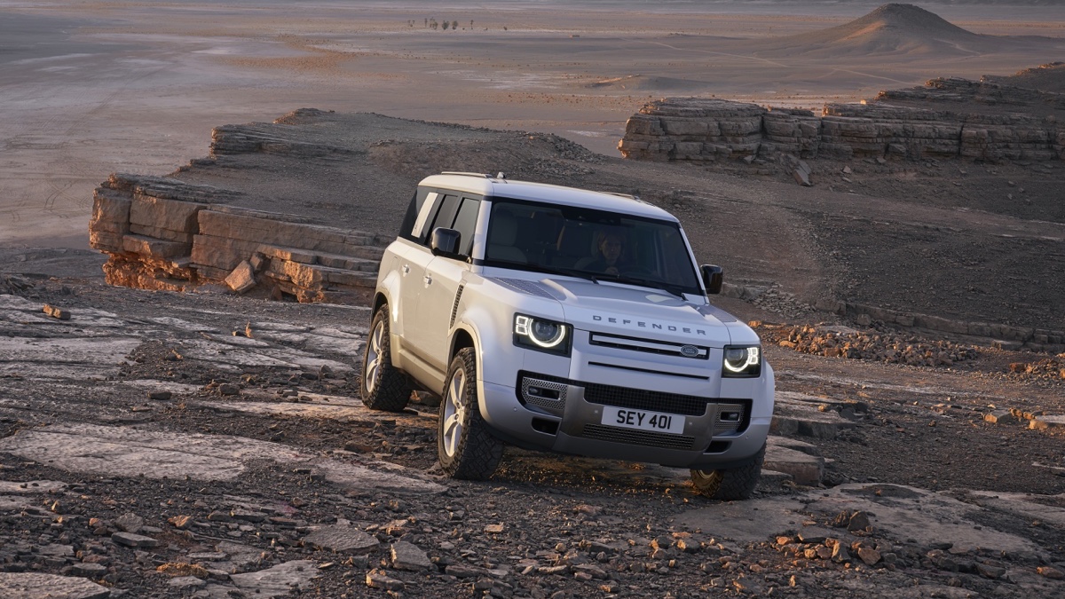 Land Rover Defender 130 prezzi