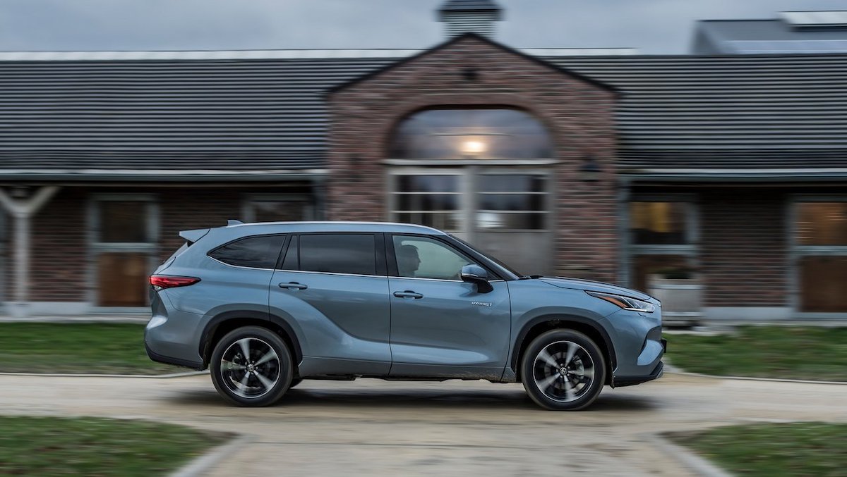 dimensioni toyota highlander 2023