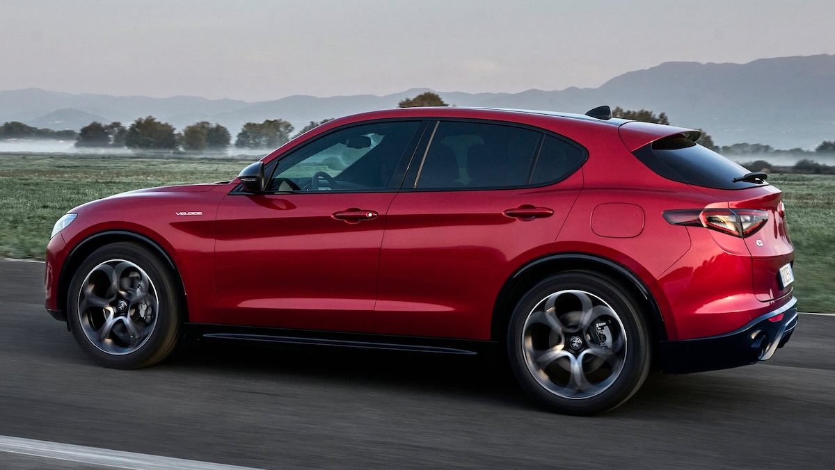 nuova alfa romeo stelvio 2025