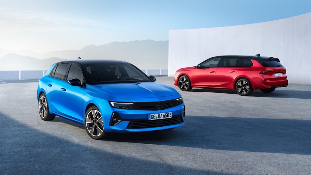 opel astra elettrica 2023