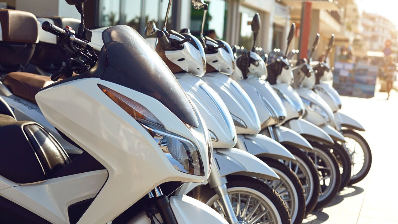 Revisione scooter: cosa controllano, quanto costa e i consigli utili