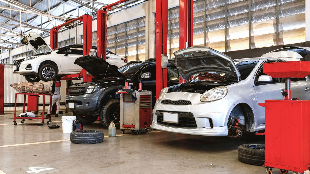 Revisione auto: nel 2026 ti costa 9 euro in più (ma se ti dimentichi la multa è di 700€)