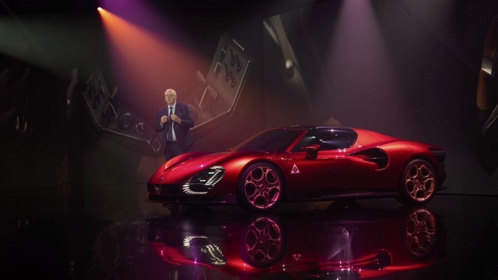 Alfa Romeo 33 Stradale 2024