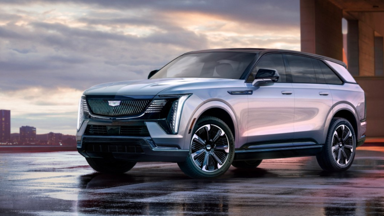 cadillac-escalade-iq-electric-2