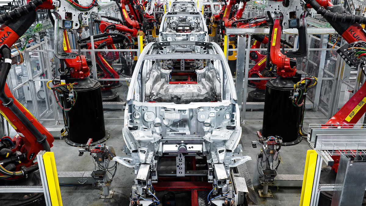 produzione tesla pressofusione