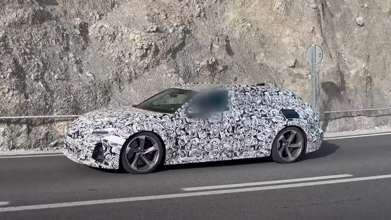 Gamma Audi 2026, tra mille novità RS spazio a due suv diversissimi