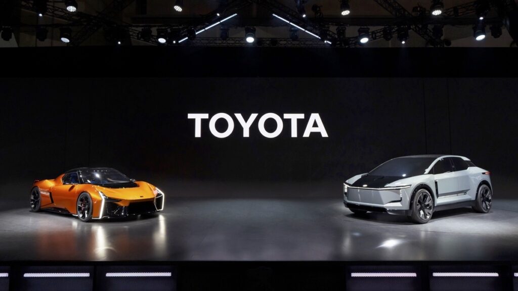 elettriche toyota 2026