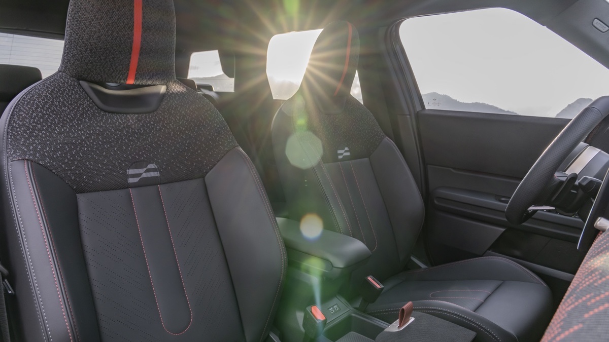nuova mini countryman jcw sedili