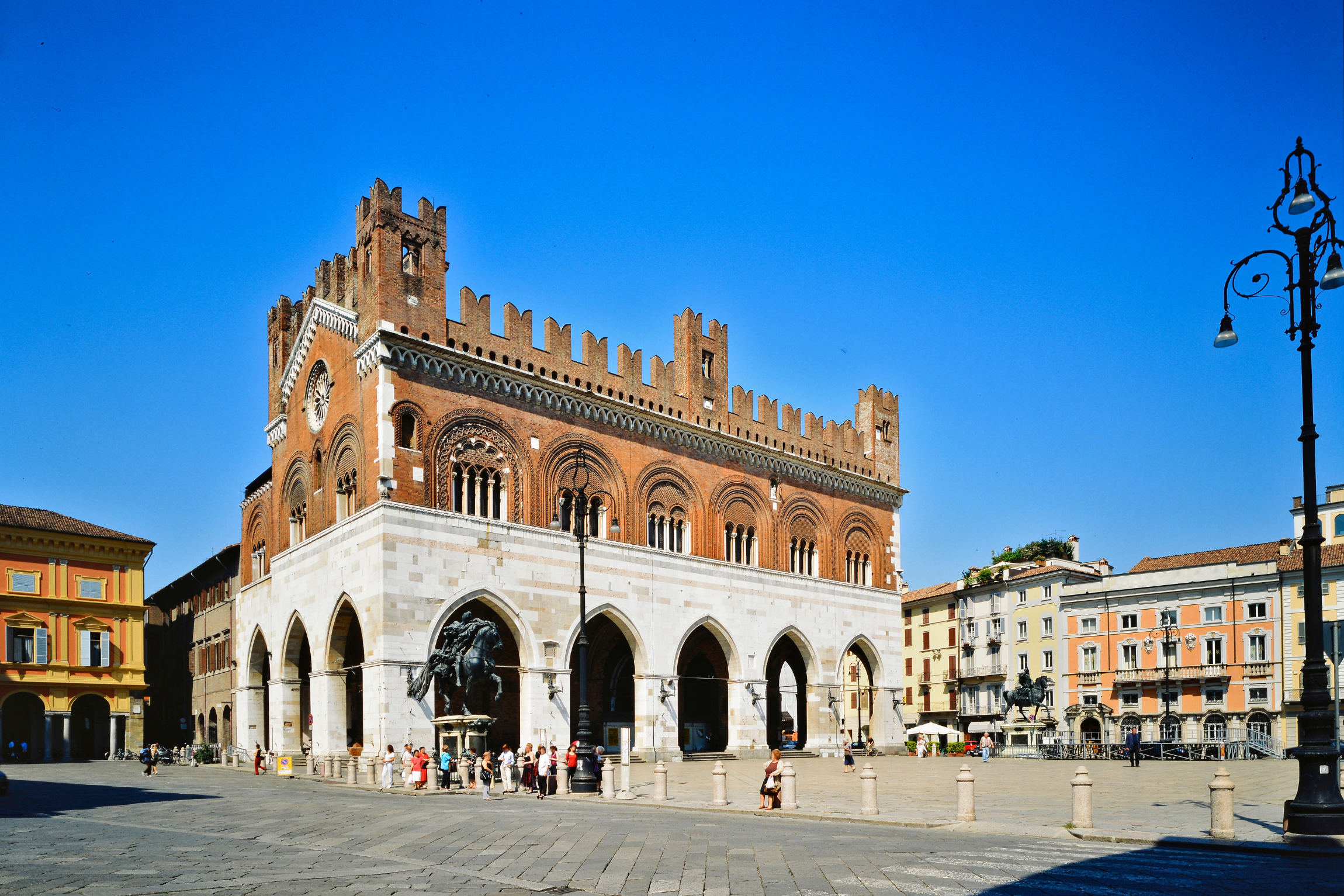 ZTL Piacenza: zone, orari e tariffe
