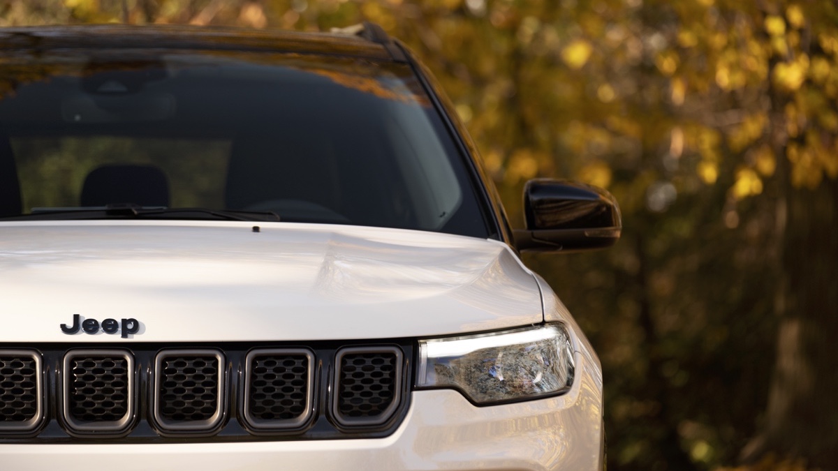 Auto in arrivo a febbraio 2024, Jeep Compass guida le novit&agrave; e tutte beneficiano degli incentivi