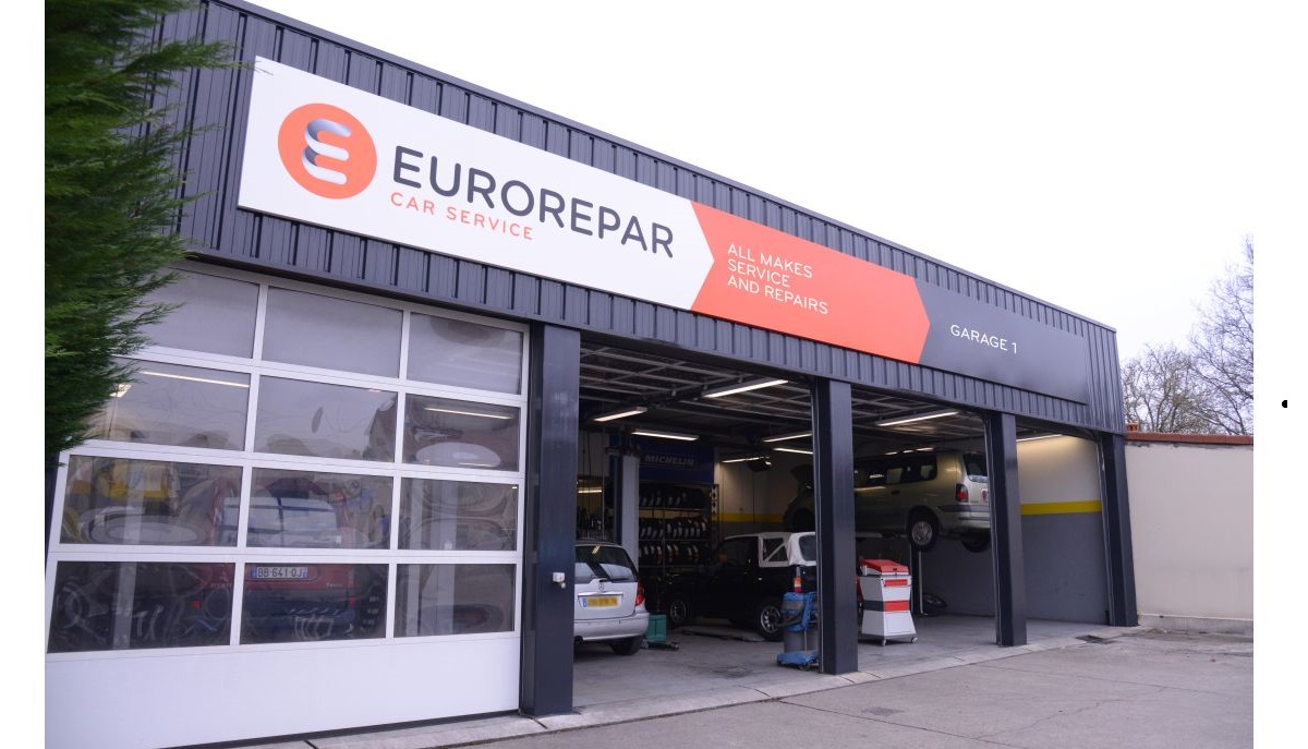 Eurorepar (Stellantis) lancia il suo programma per la manutenzione delle auto elettriche