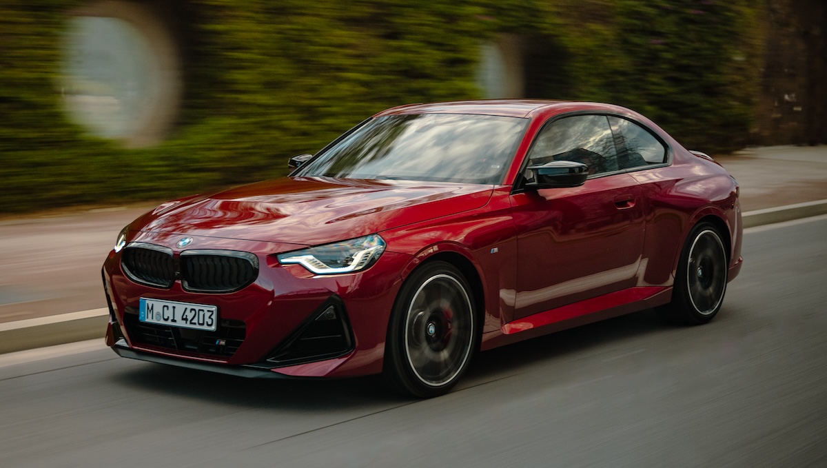 BMW Serie 2 Coupé 2024 e M2, più cavalli e novità Curved Display