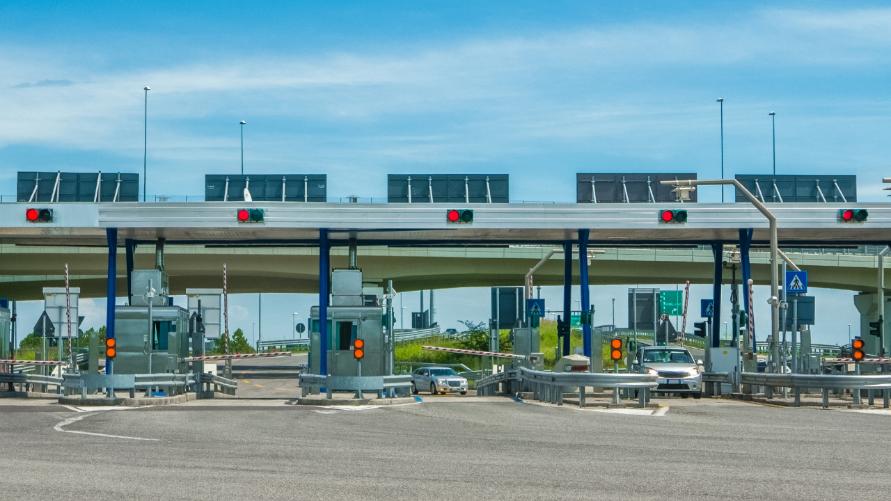 Pagare l’autostrada all’estero: come farlo con le Vignette elettroniche di Telepass