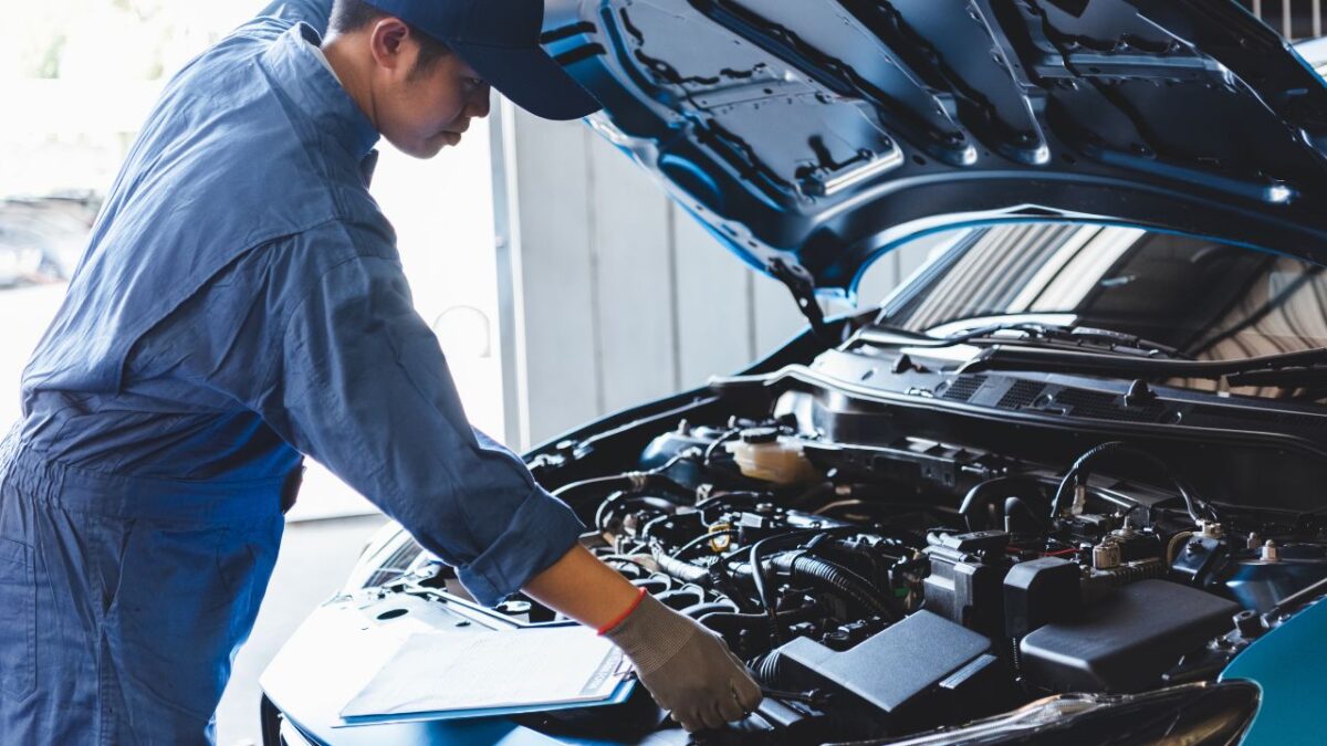 Cosa fare tornato dalle vacanze per la manutenzione della propria auto?