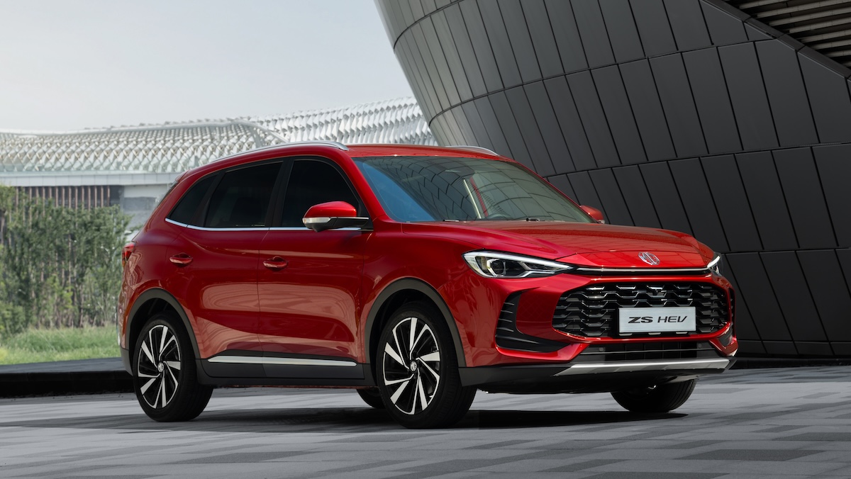 Nuova MG ZS Hybrid+ cambia tutto, a partire dall’arrivo del full hybrid