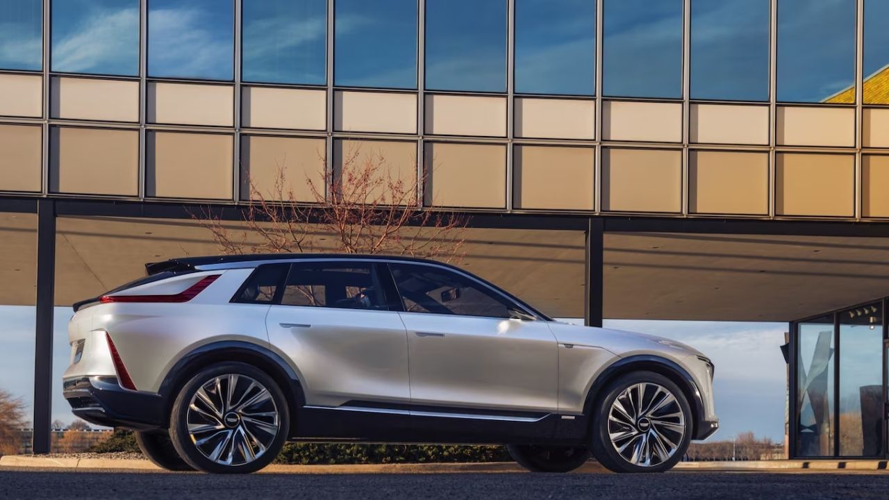 Salone dell’auto di Parigi: ci sarà anche Drivalia con 5 elettriche pazzesche