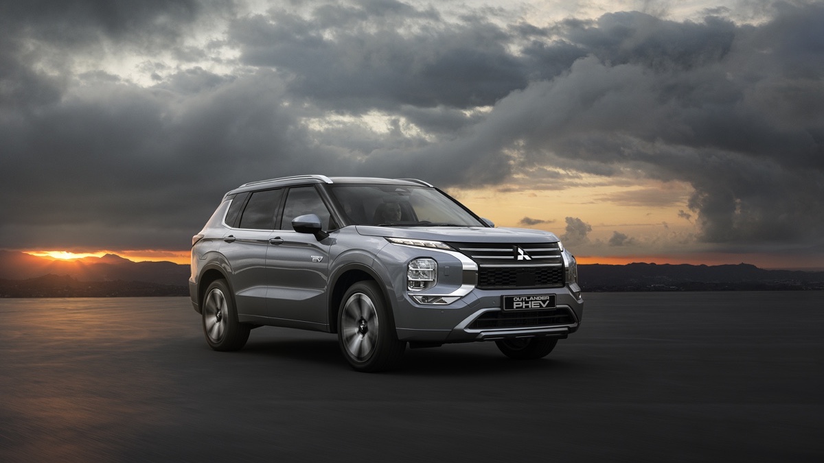 nuovo mitsubishi outlander phev dimensioni