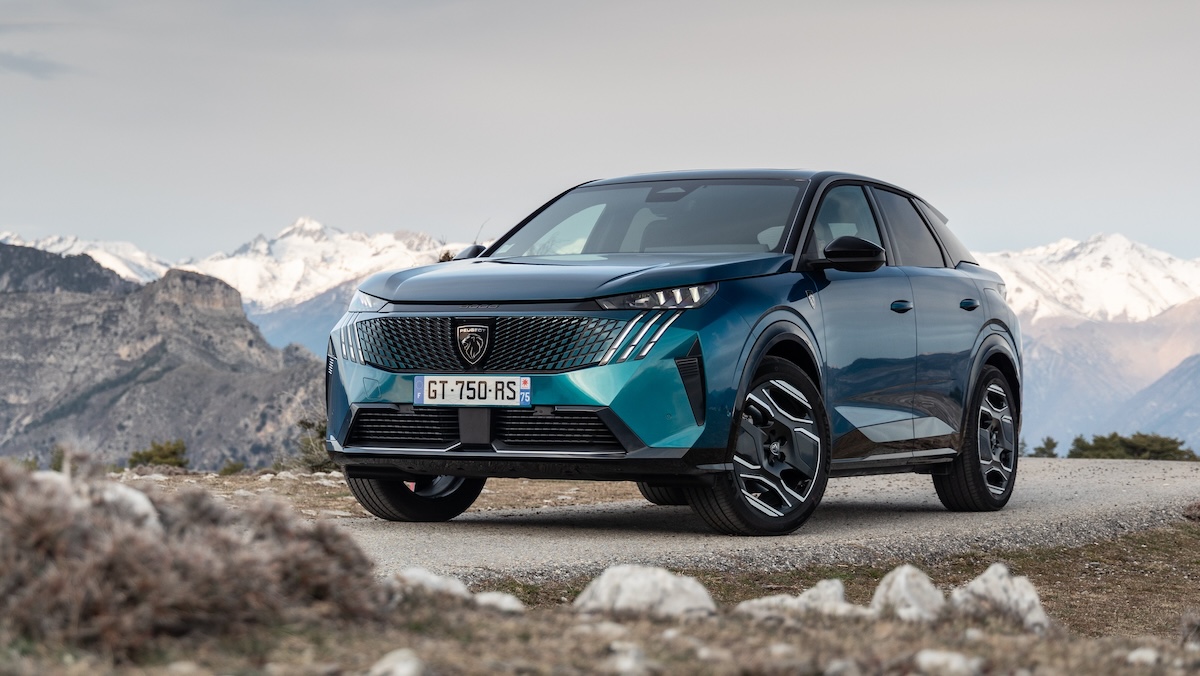 Peugeot al Salone di Parigi 2024, avanti le Long Range e-3008 ed e-5008