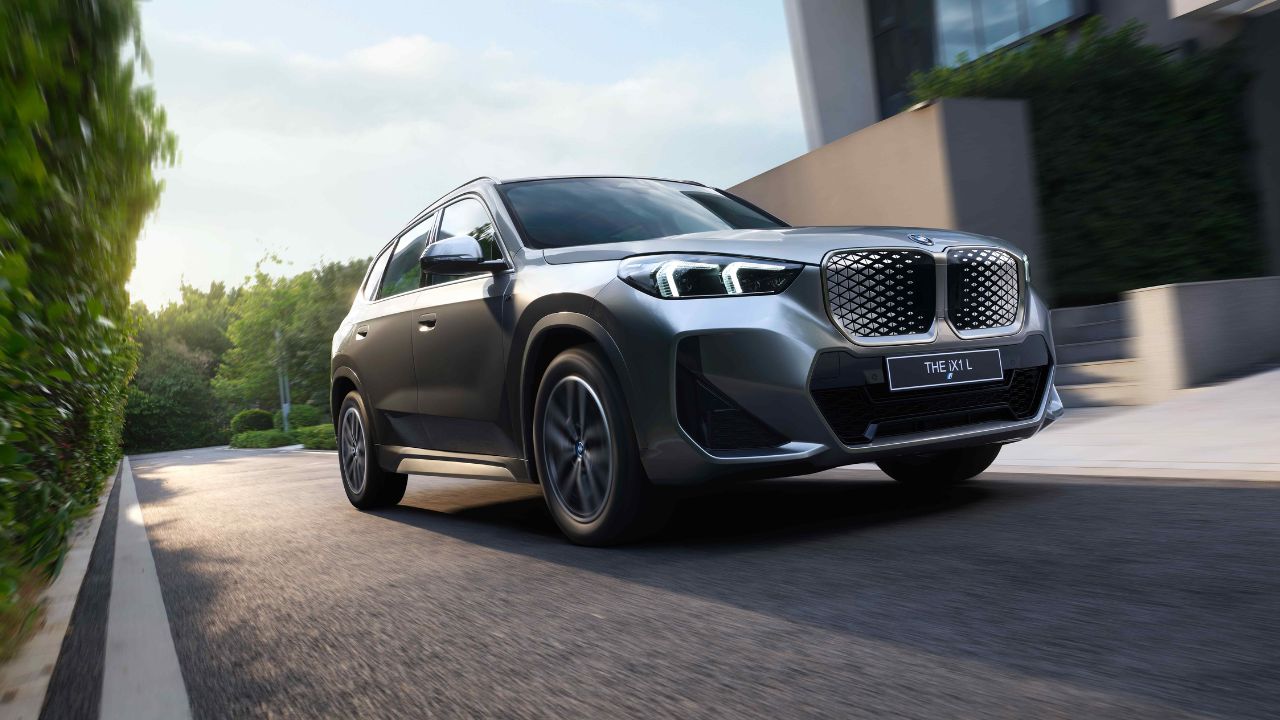 04-bmw-ix1