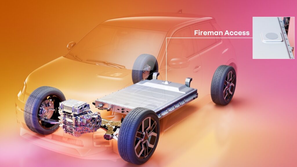 incendio auto elettrica rischi fireman access