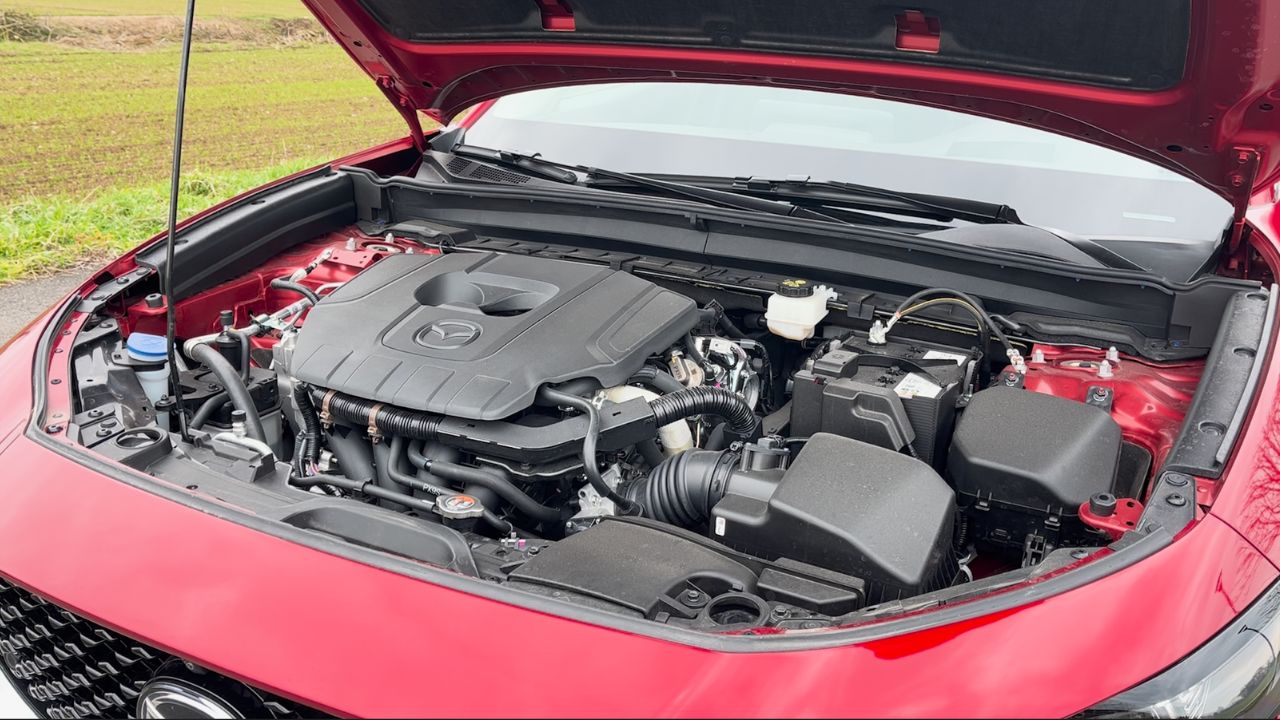 mazda-cx-30-17